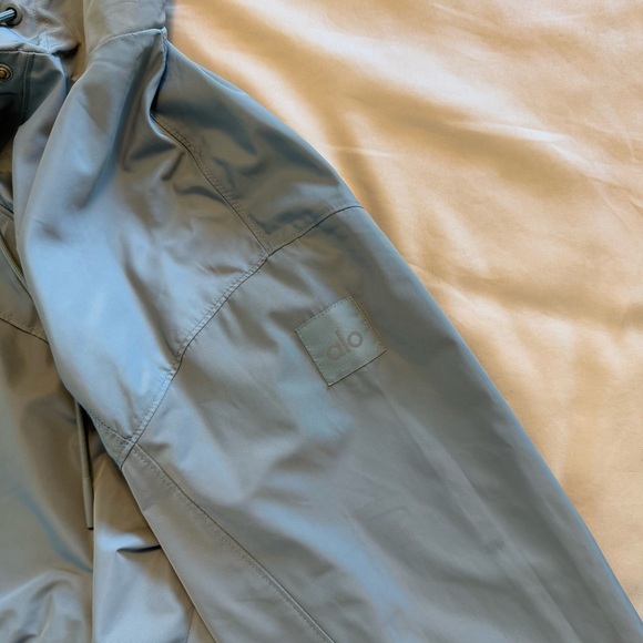 ALO Yoga International Anorak Hoodie, XS - Picture 4 of 9
